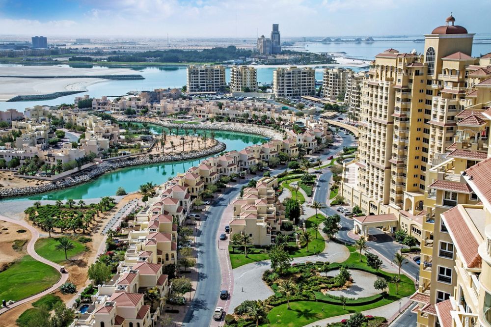 Al_Hamra_Village_(1)