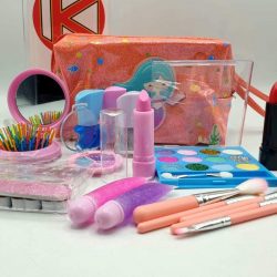 buy makeup kit online in Pakistan for kids at discounted prices